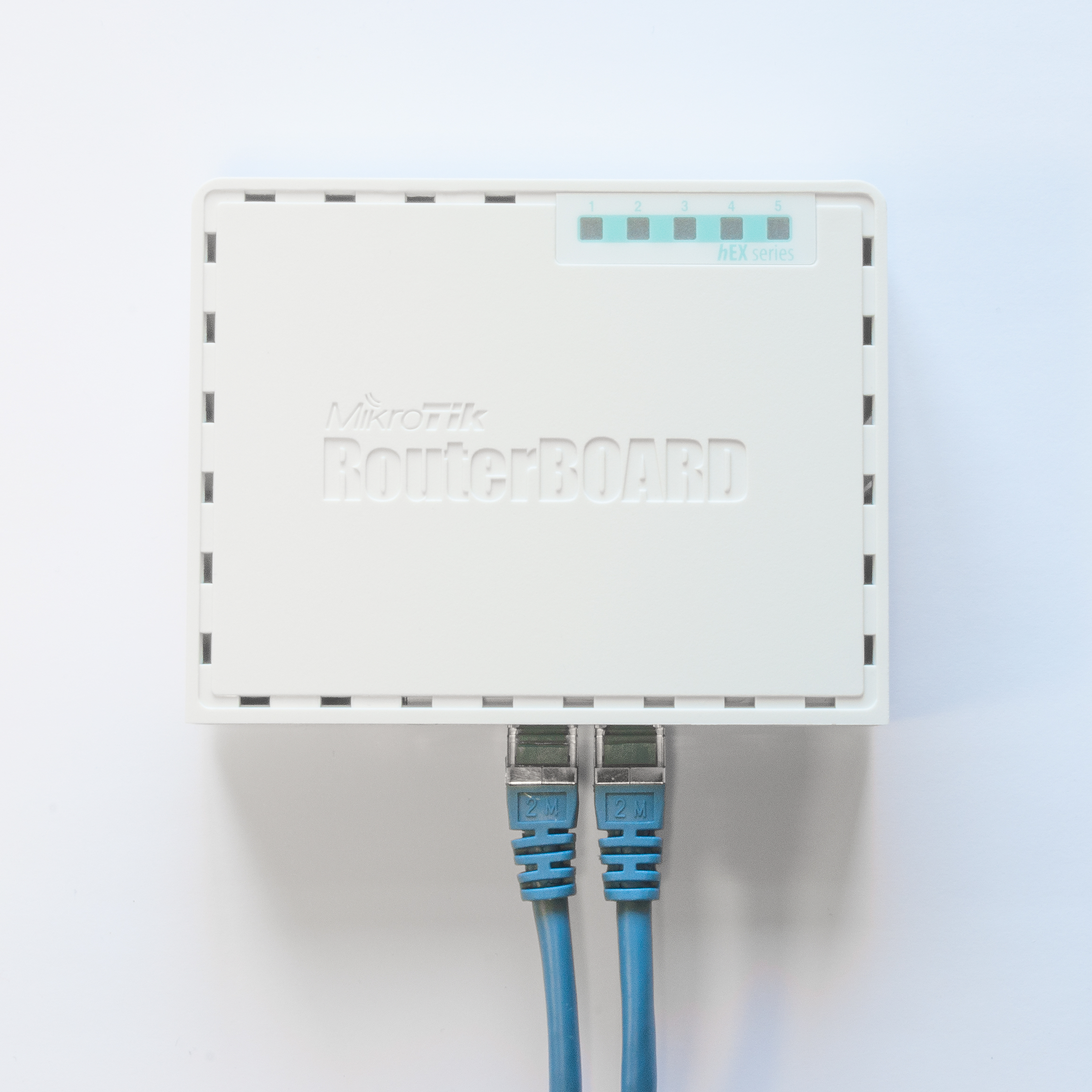 MikroTik hEX (RB750Gr3), autre vue